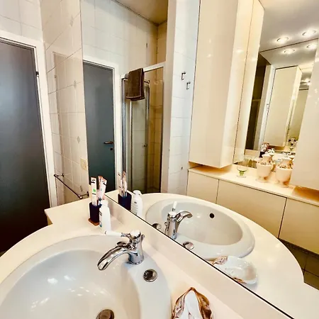 דירה Anna&odo Charme , Garage,wi-fi,air Condition רימיני